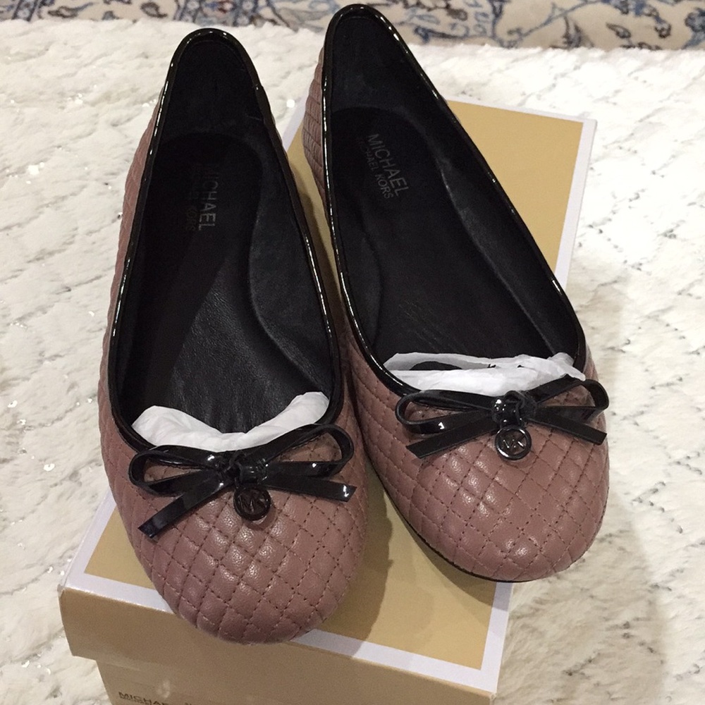 MICHAEL Michael Kors Melody ballet flats. Size 9M - Picture 2 of 8